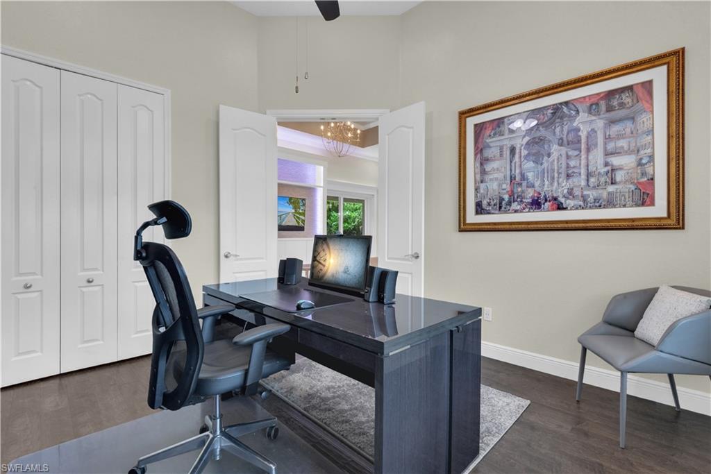 Home Office/Guest Room