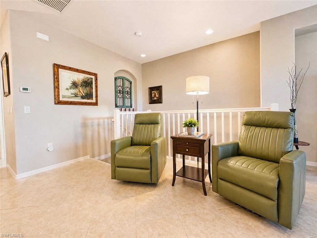 9073 Rialto ST 6002 photo 7