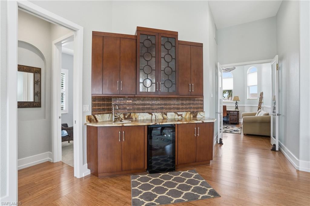 1506 Hermitage LN photo 27