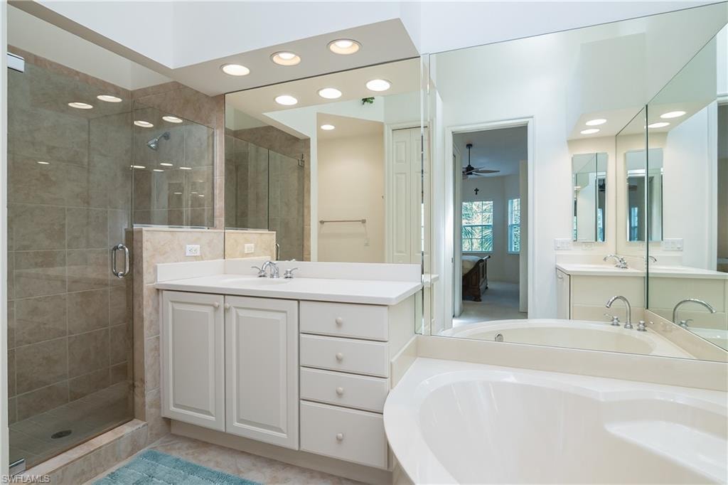 7845 Hawthorne DR 903 photo 14
