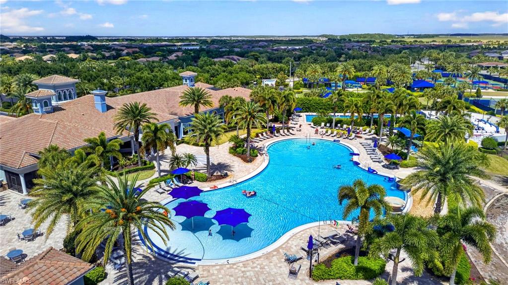 Pristine Community Pool and Clubhouse