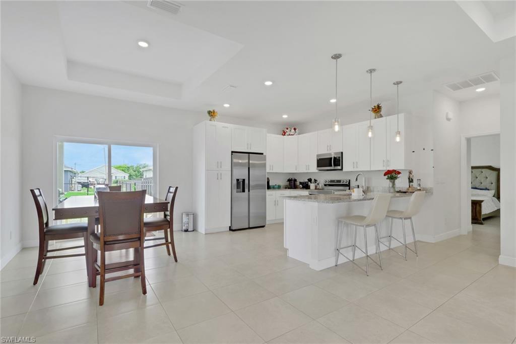28 NW 26th ST