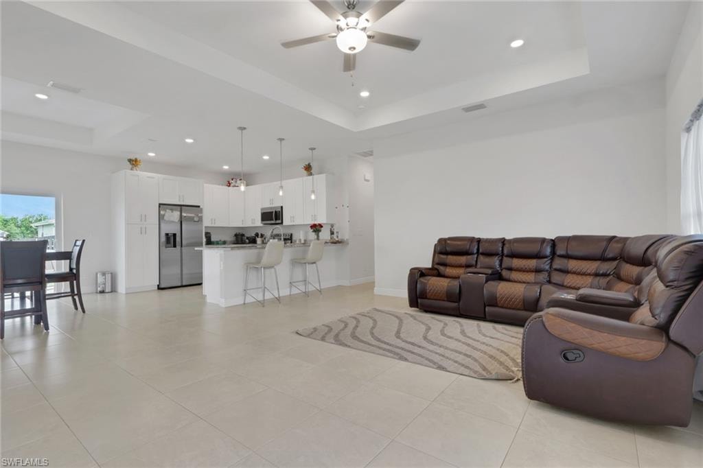 28 NW 26th ST
