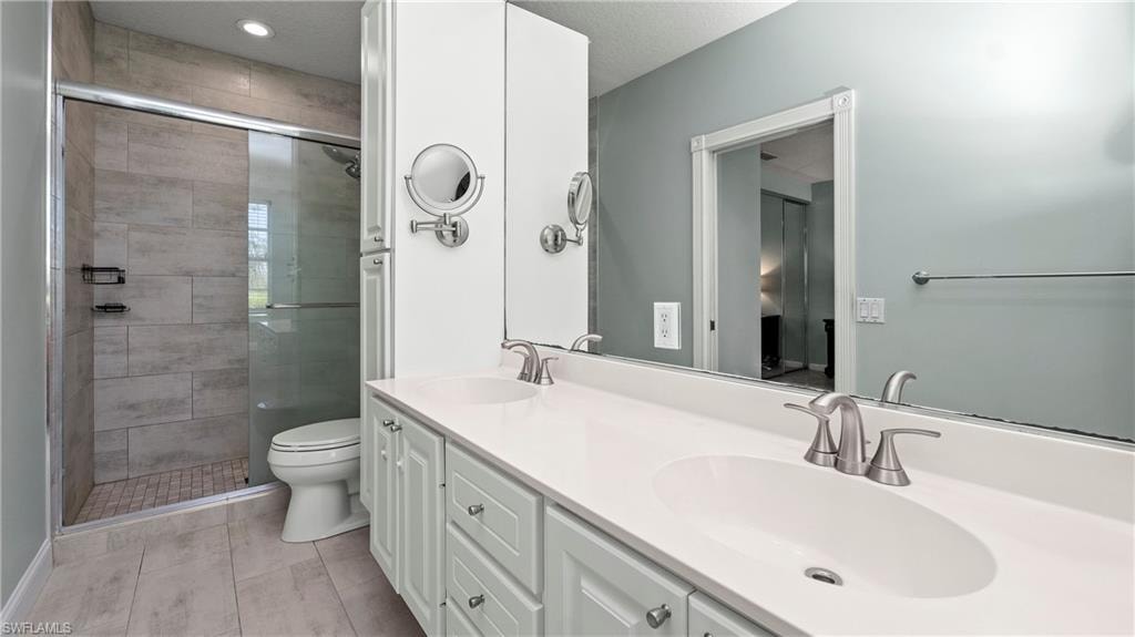 5766 Cove CIR 24 photo 10