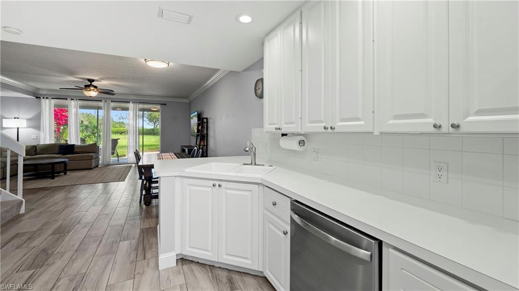 5766 Cove CIR 24 photo 8