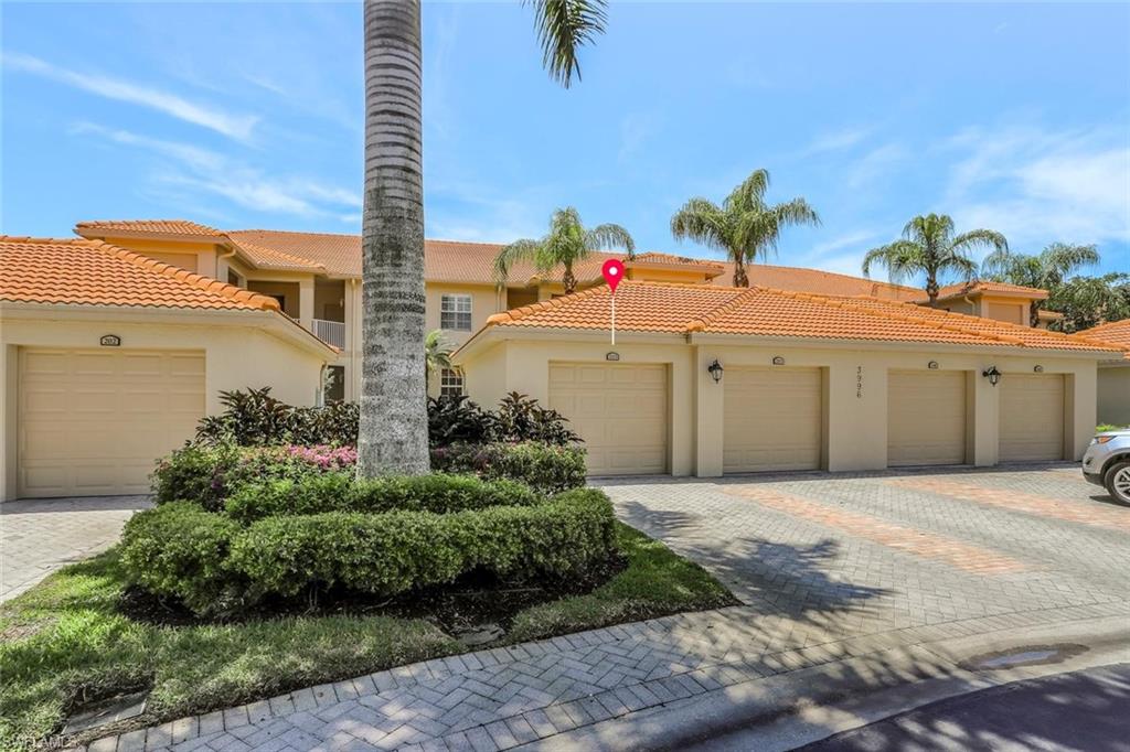 3996 Bishopwood CT E 103 photo 20