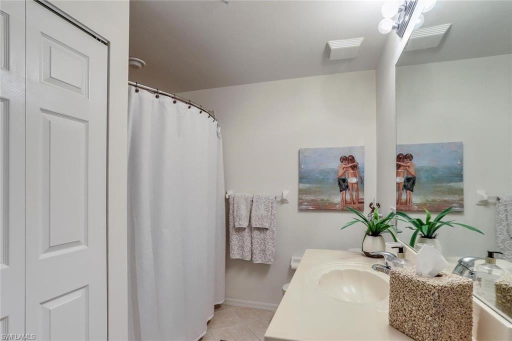 3996 Bishopwood CT E 103 photo 19