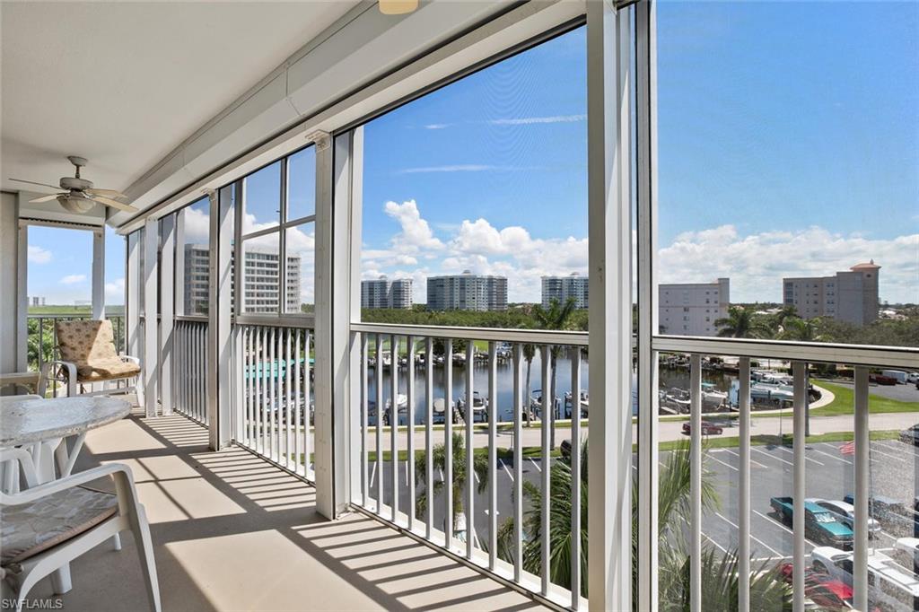 3 BLUEBILL AVE 610 photo 10
