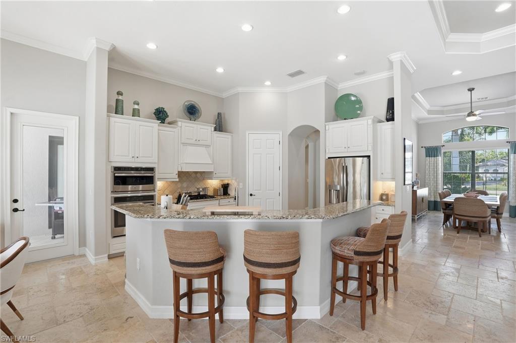 3328 Runaway LN photo 8