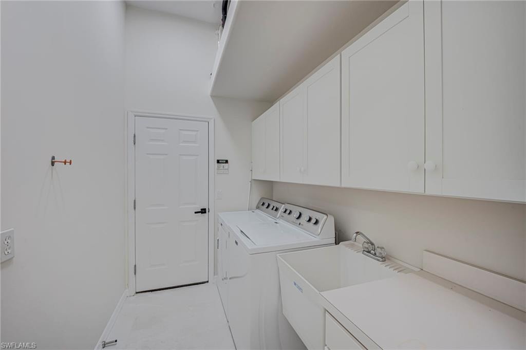 2641 Bellingham CT photo 37