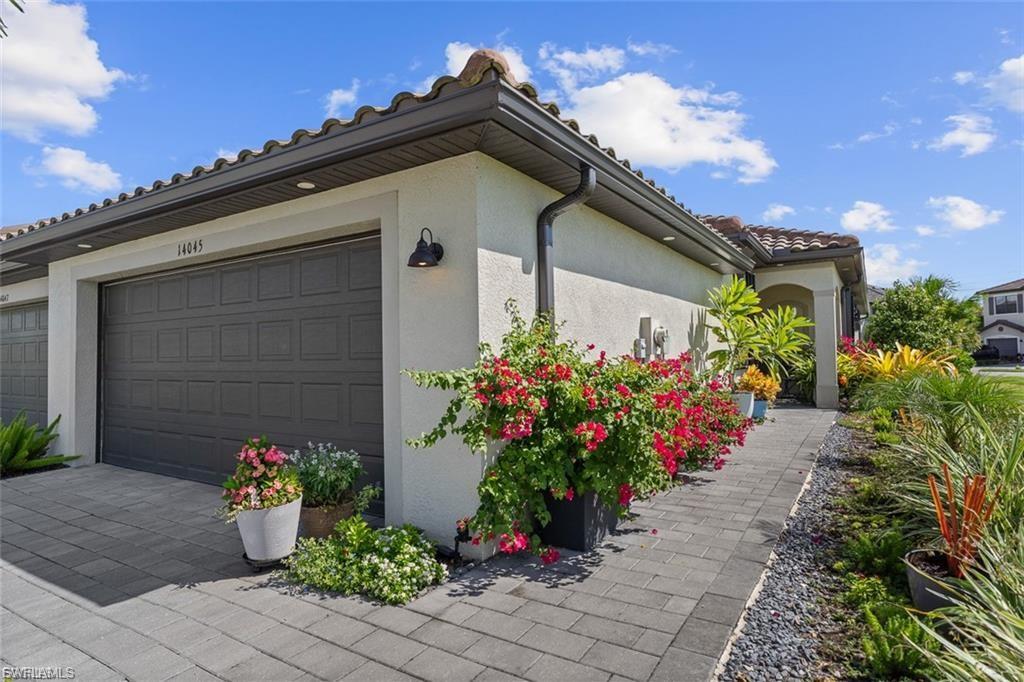 14045 Winding Cedar WAY