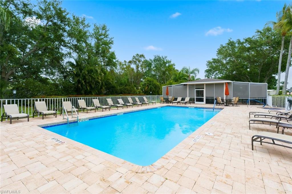 Country Glen Pool