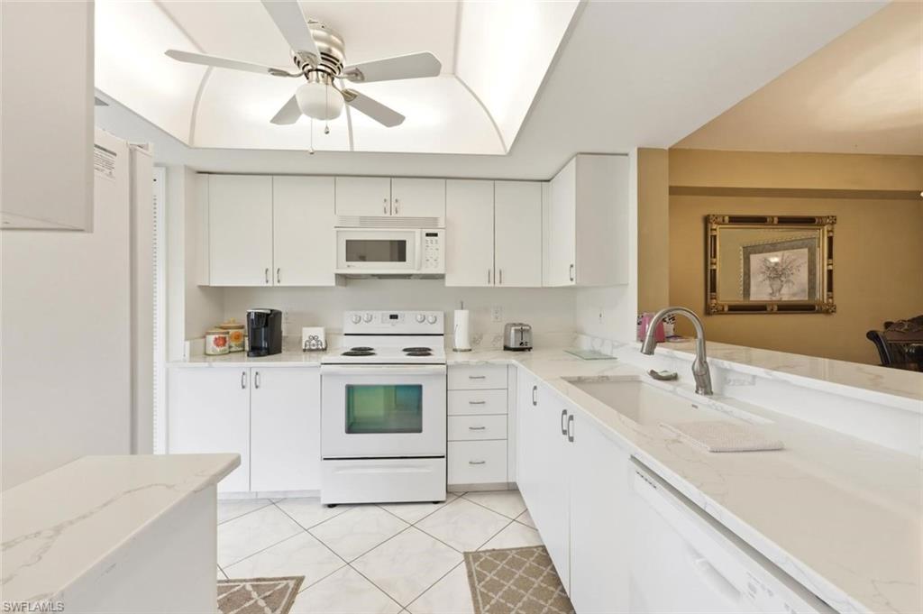Kitchen with Quartz Countertop