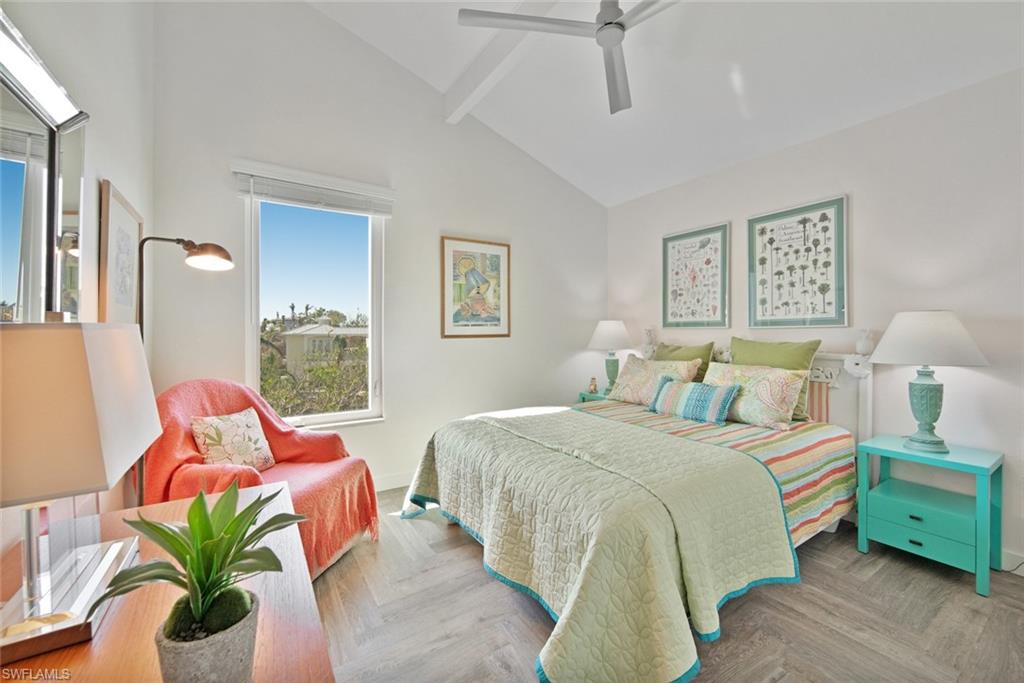 2499 Harbour LN photo 17