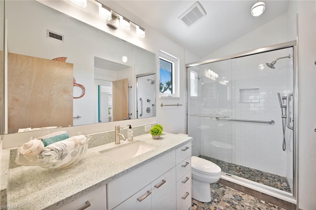 2499 Harbour LN photo 16
