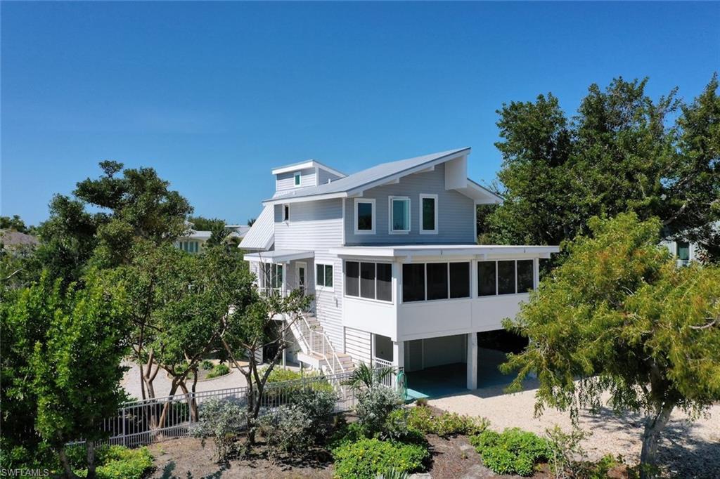 2499 Harbour LN