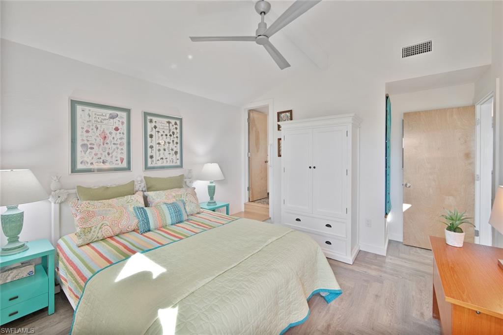 2499 Harbour LN photo 18