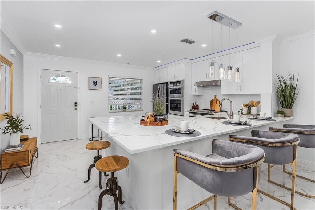 620 Luisa CT 803