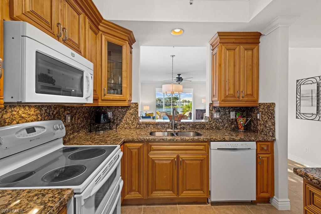 2295 Carrington CT 1-101