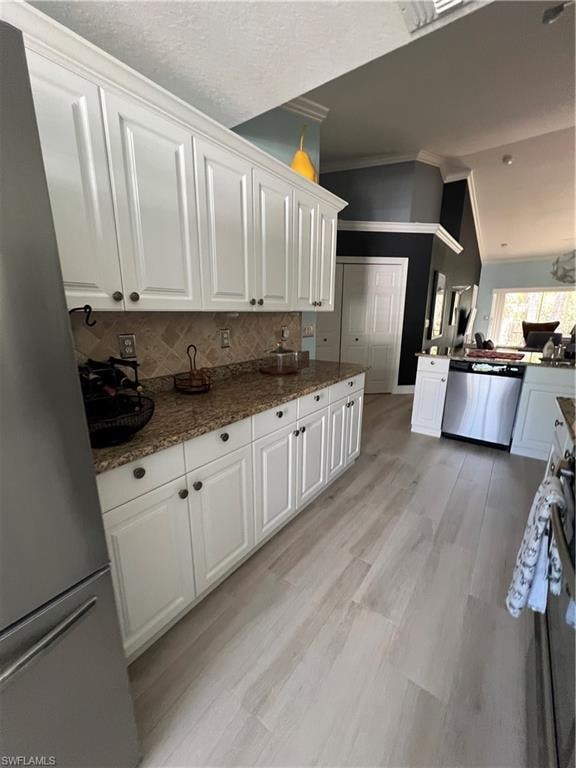 1095 Partridge CIR 201 photo 9