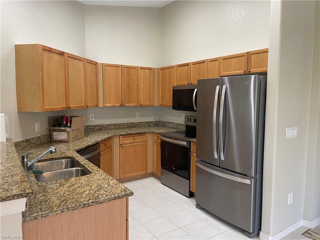 10031 Lake Cove DR 302 photo 14