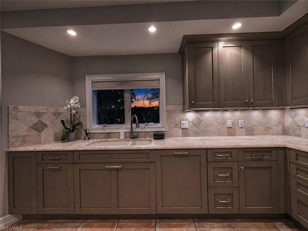 4083 Belair LN photo 13