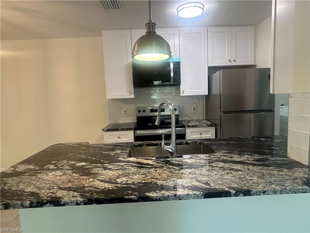 2875 Winkler AVE 511