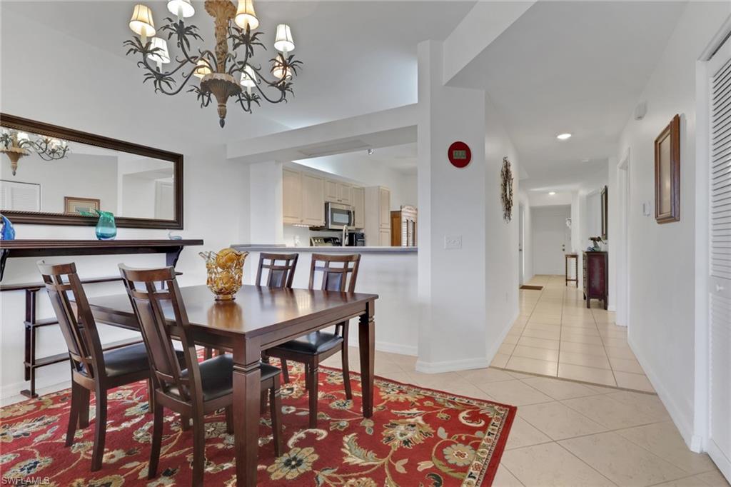 320 Robin Hood CIR 101 photo 11