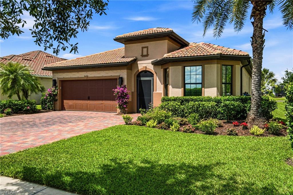 4392 Owens WAY