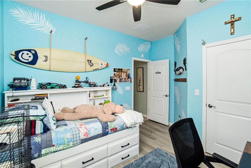 4392 Owens WAY photo 21