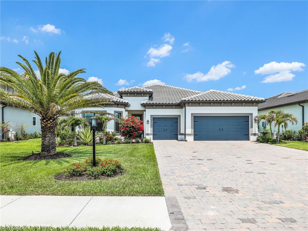 18412 Ridgeline DR