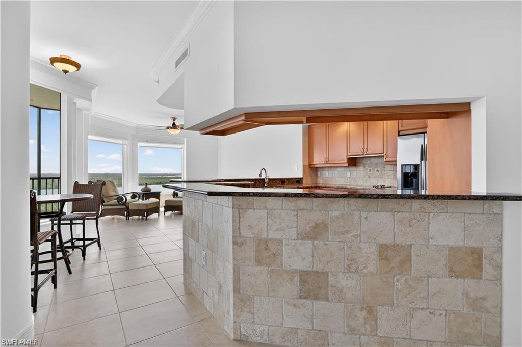 1060 Borghese LN 1005 photo 9