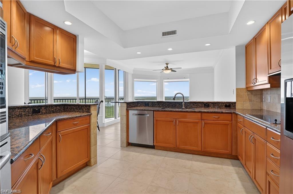 1060 Borghese LN 1005 photo 11