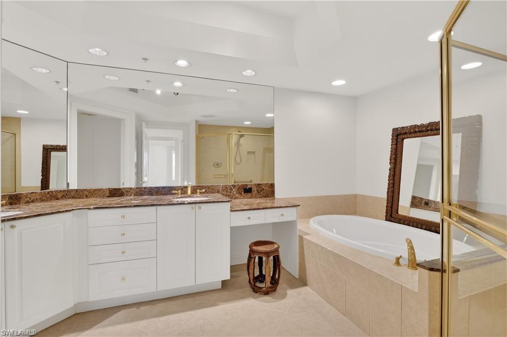 1060 Borghese LN 1005 photo 19