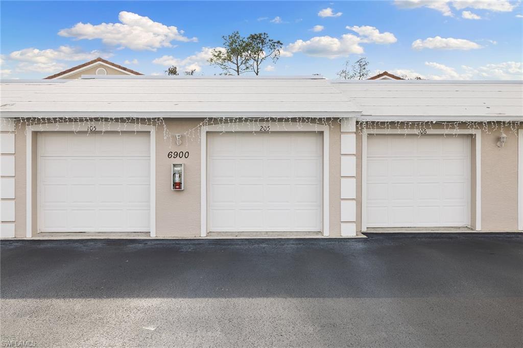 6900 Dennis CIR J-205 photo 12