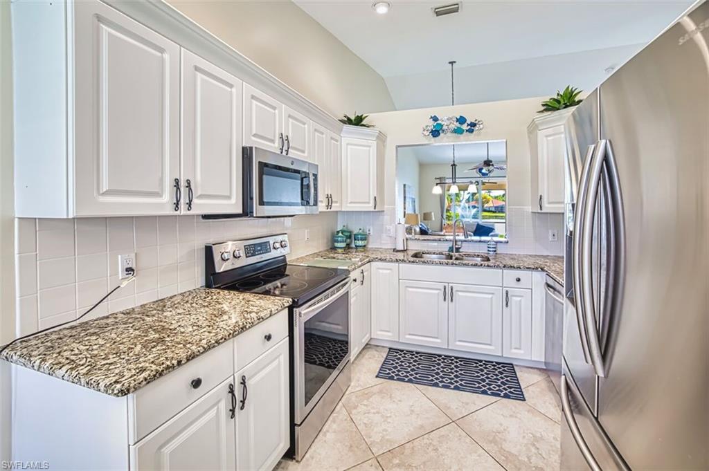 13971 Reflection Lakes DR photo 8