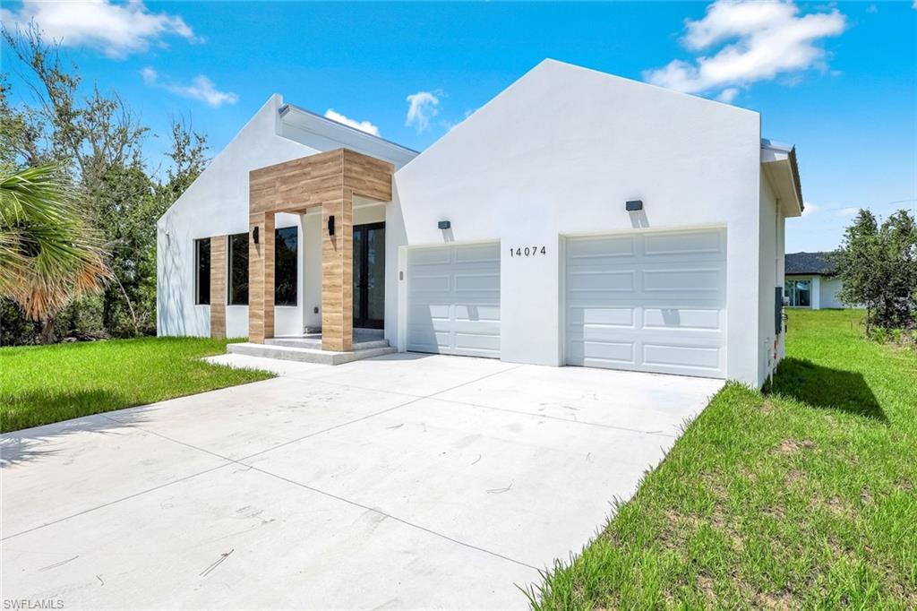 14074 Whittier LN