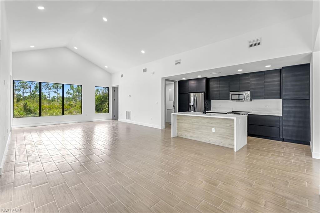 14074 Whittier LN photo 10