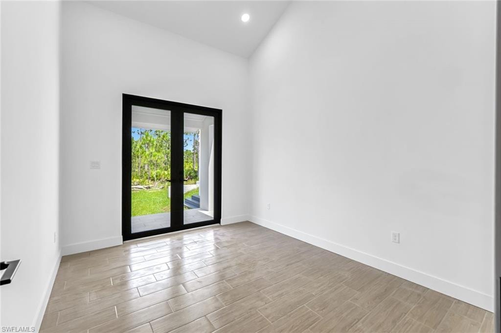 14074 Whittier LN photo 14