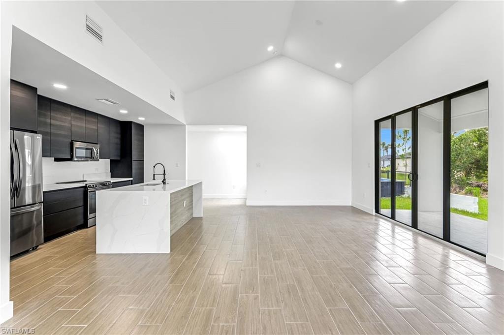 14074 Whittier LN photo 11