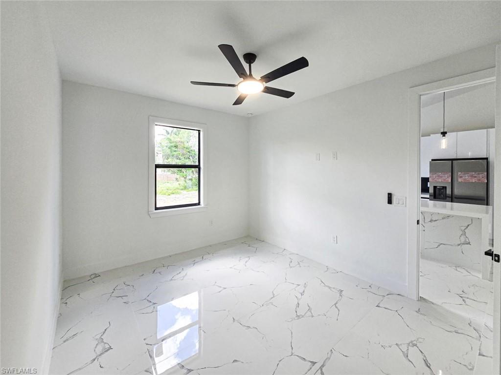 1411 Moore AVE photo 22