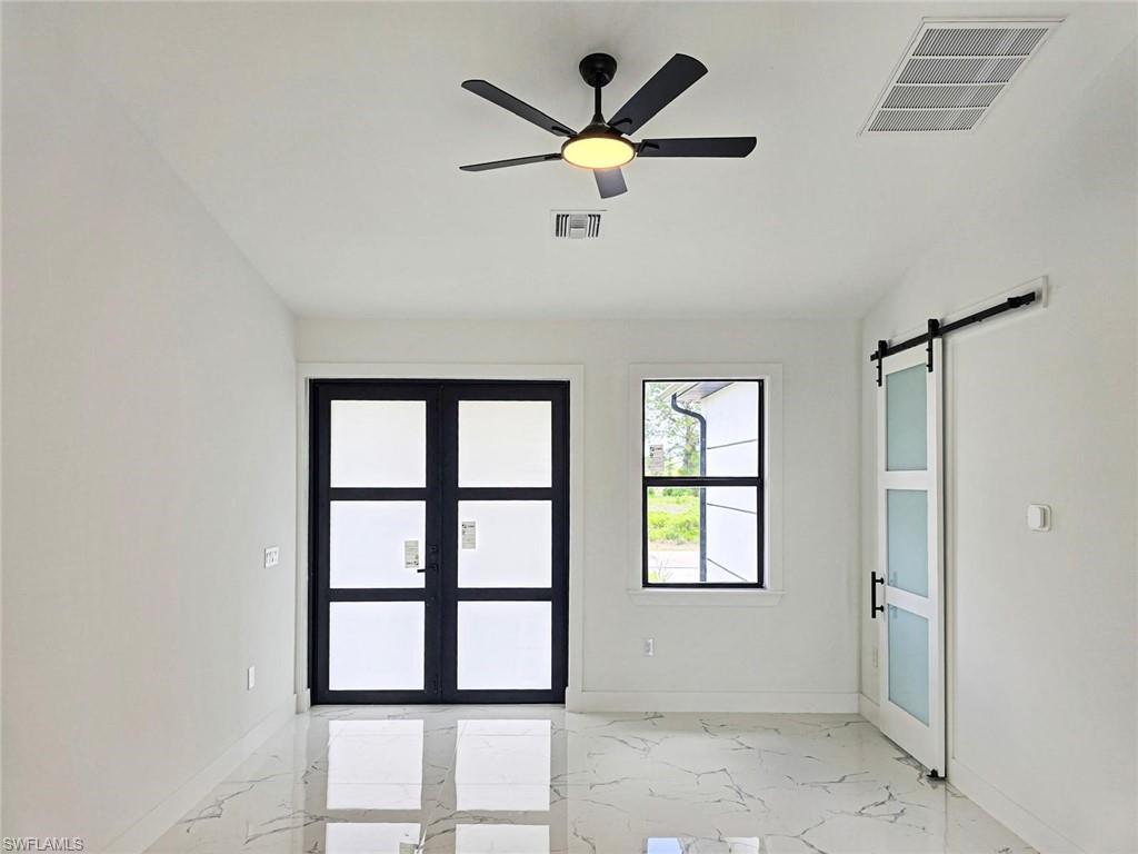 1411 Moore AVE photo 10