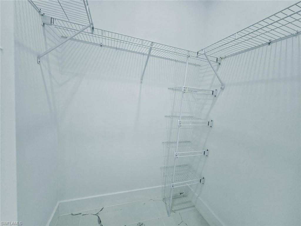 1411 Moore AVE photo 31