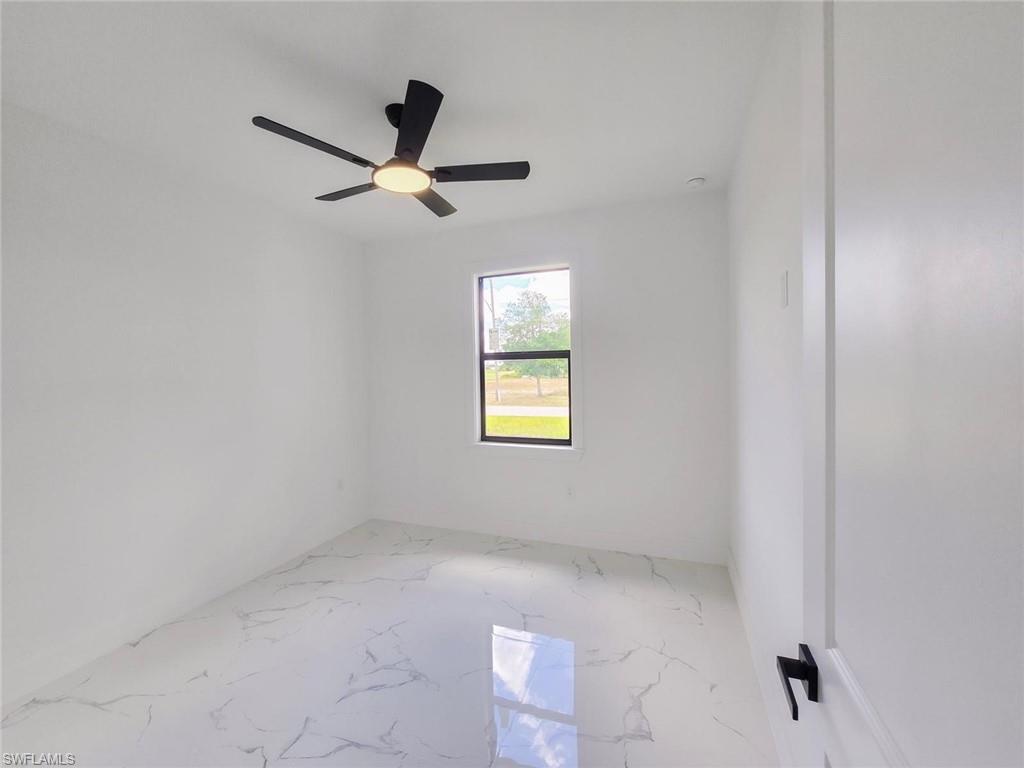 1411 Moore AVE photo 25