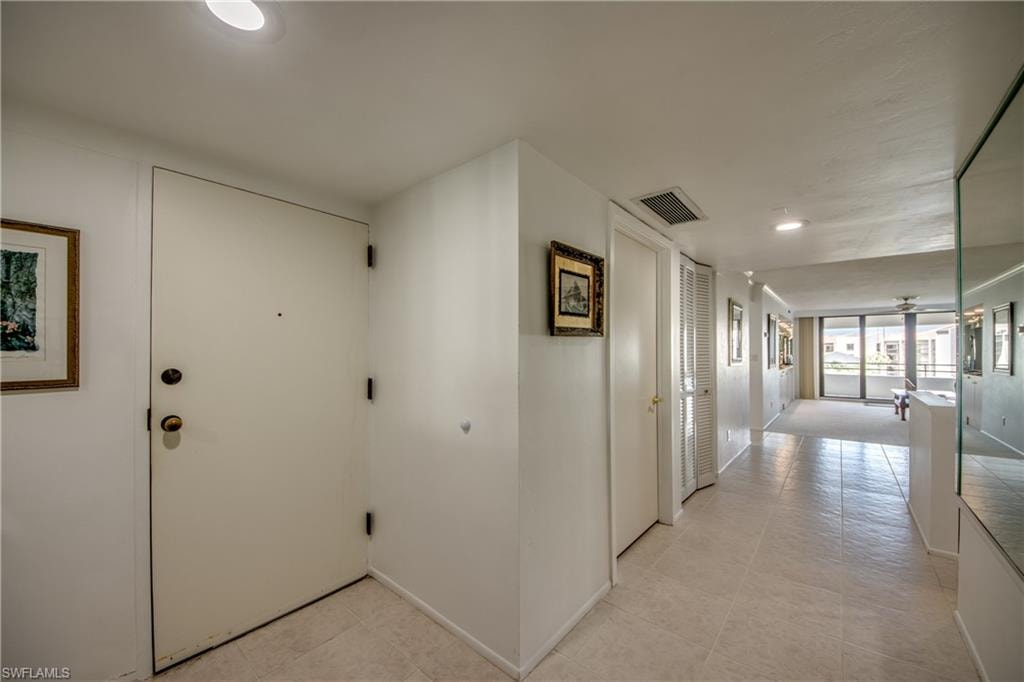 5260 S Landings DR 407