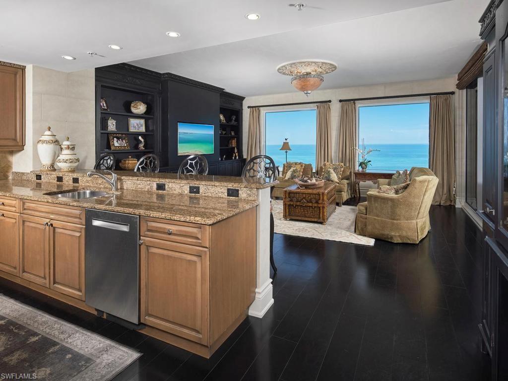 970 Cape Marco DR 1506 photo 12