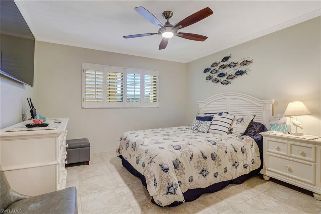 GUEST BEDROOM QUEEN