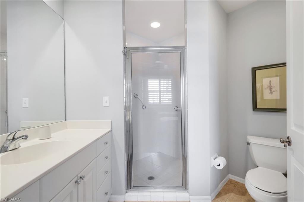 410 Flagship DR 605 photo 17