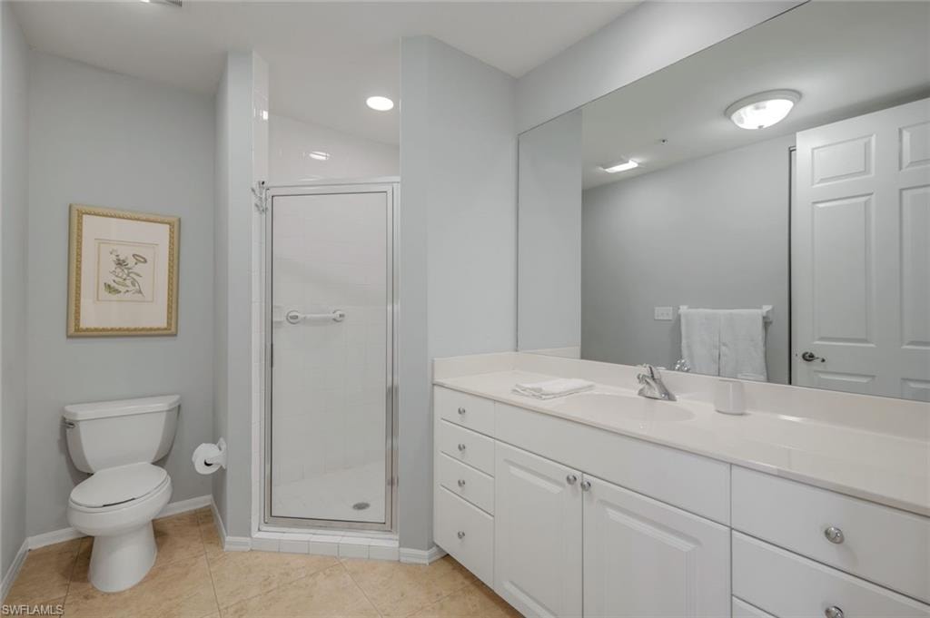 410 Flagship DR 605 photo 19
