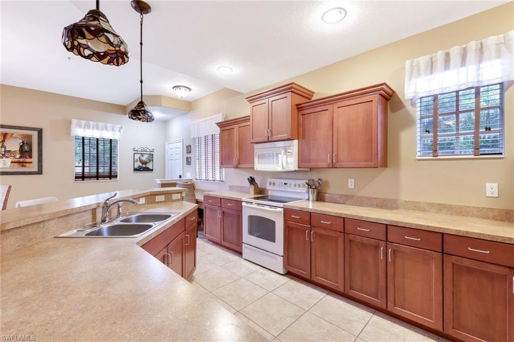 8721 Piazza Del Lago CIR 205 photo 10